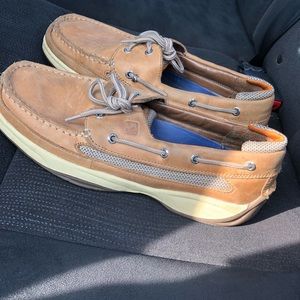 Men’s size 10 sperry boat shoes